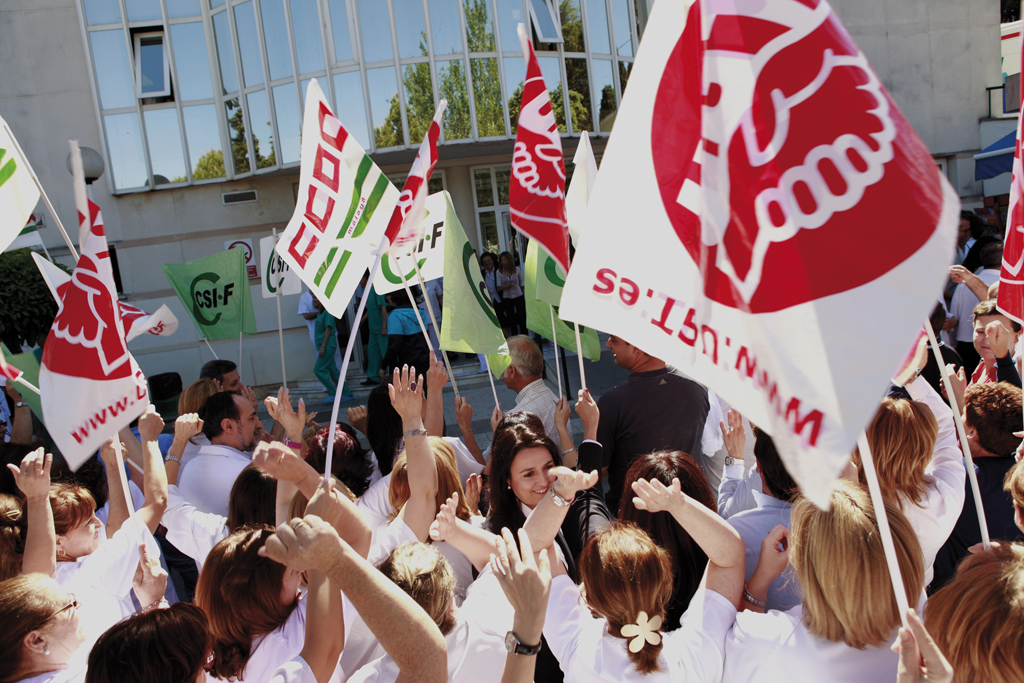 Protestas en las puertas del HGB
