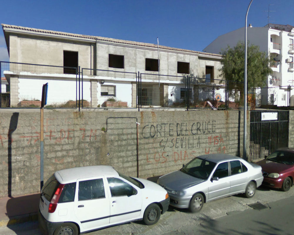 El edificio de 'La isla' lleva décadas abandonado.