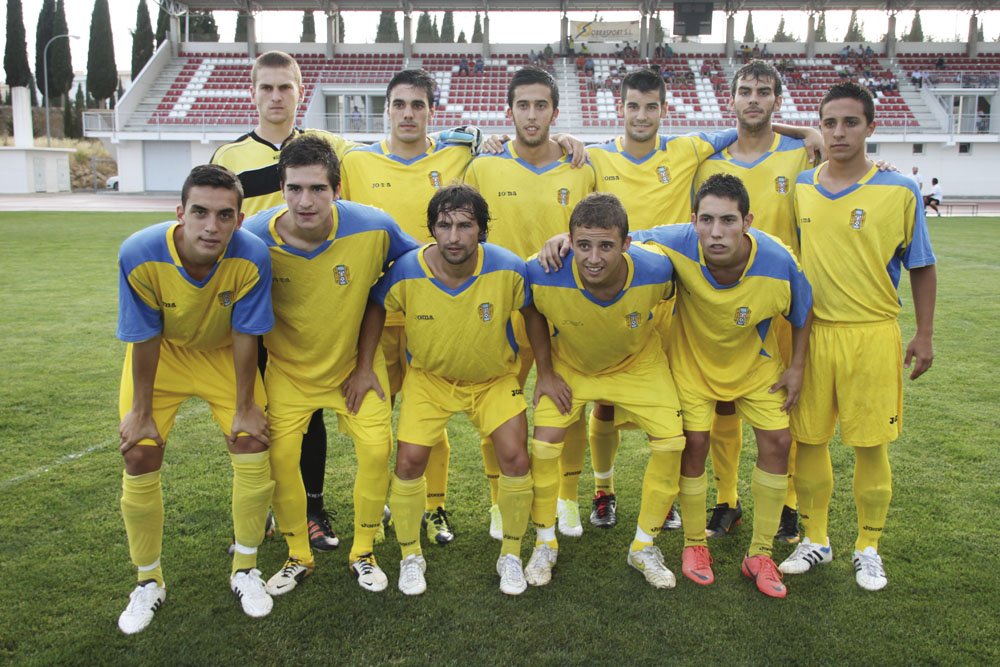 Once inicial del Ronda en el primer partido de pretemporada.