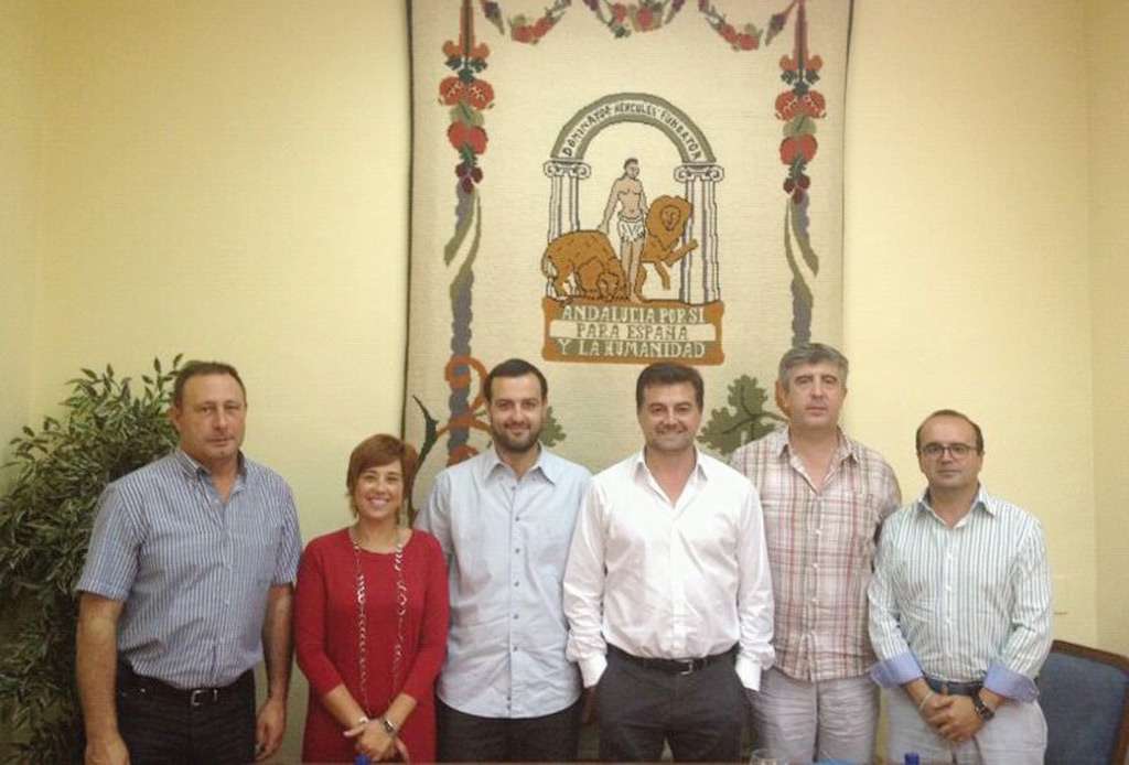 Los protagonistas de la reunión se mostraban mus satisfechos.