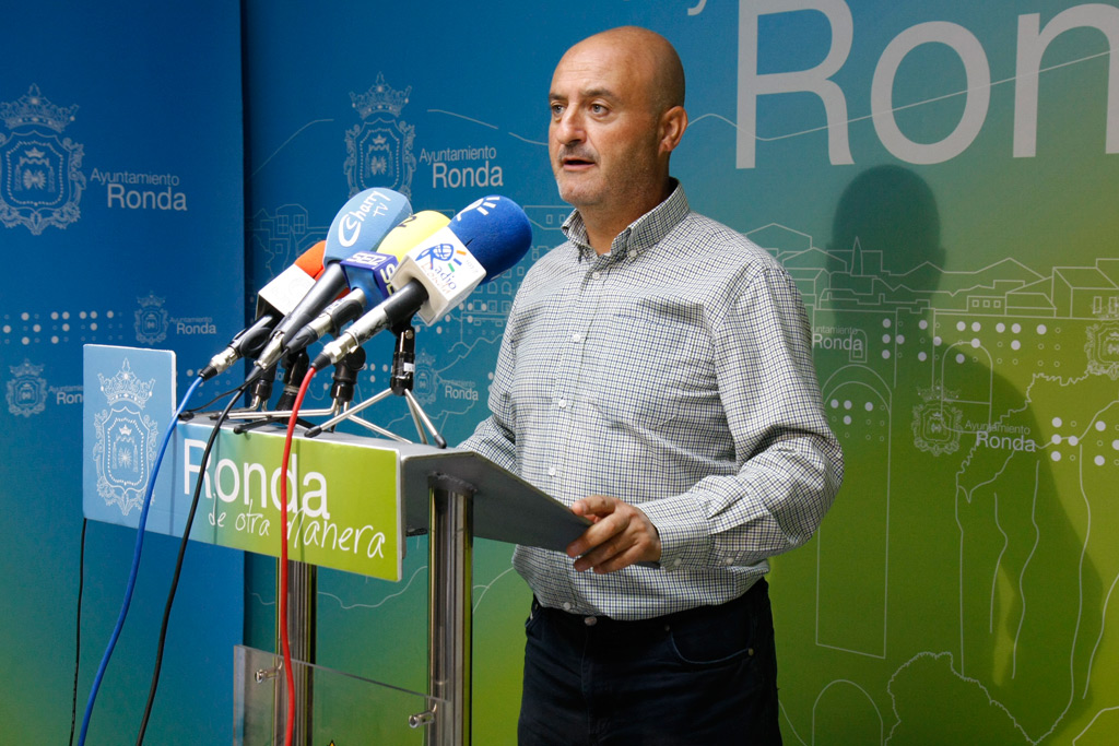 El delegado de Medio Ambiente, Javier Flores.
