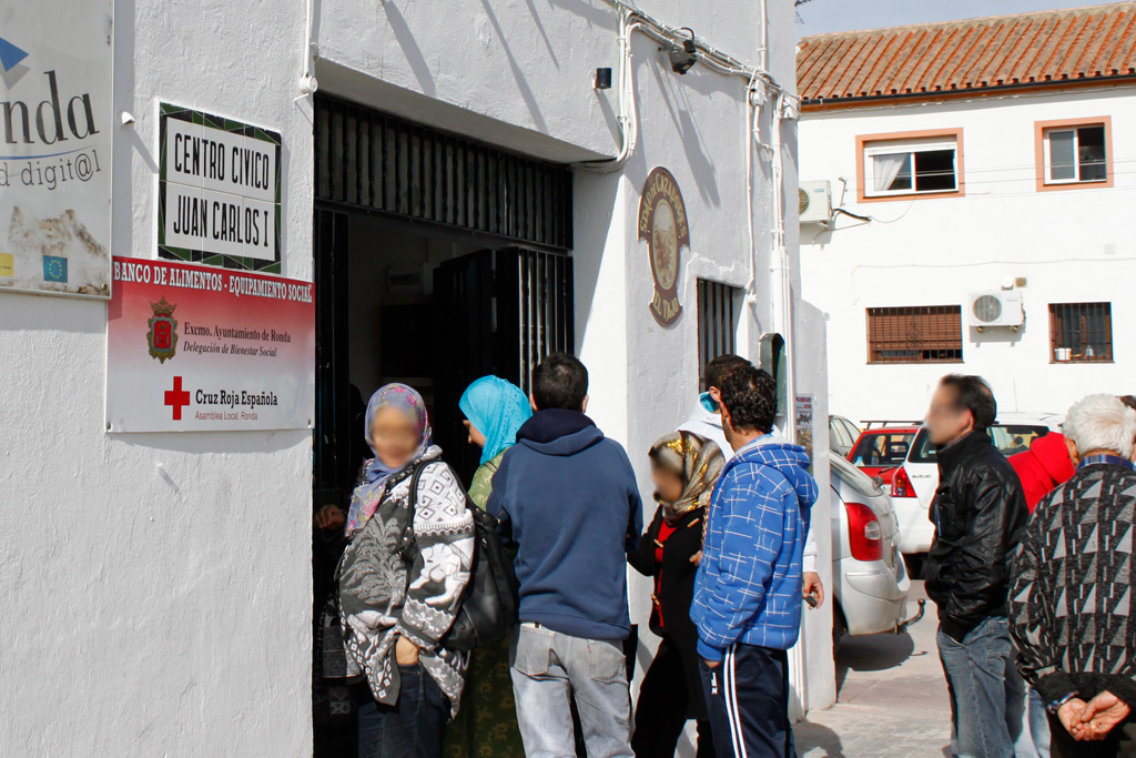 Uno de los repartos de alimentos llevados a cabo en Padre Jesús.