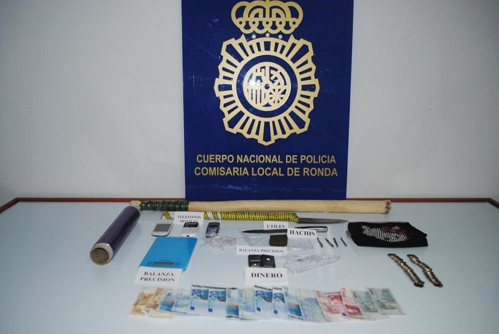 Material incautado por la Policía en el marco de la operación.
