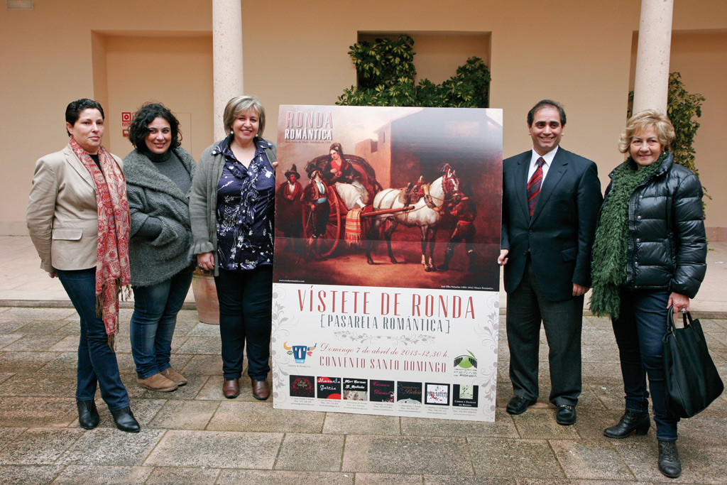 Acto de presentación del desfile.