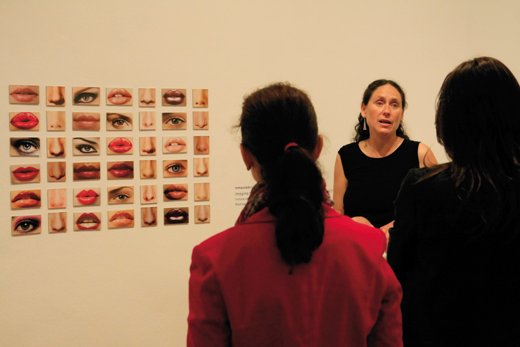 Inauguración de la muestra, este jueves en la Sala de Exposiciones de Unicaja.