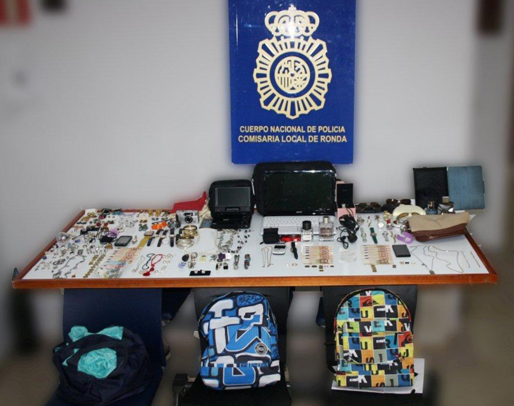 Todos los objetos robados fueron recuperados por la Policía.