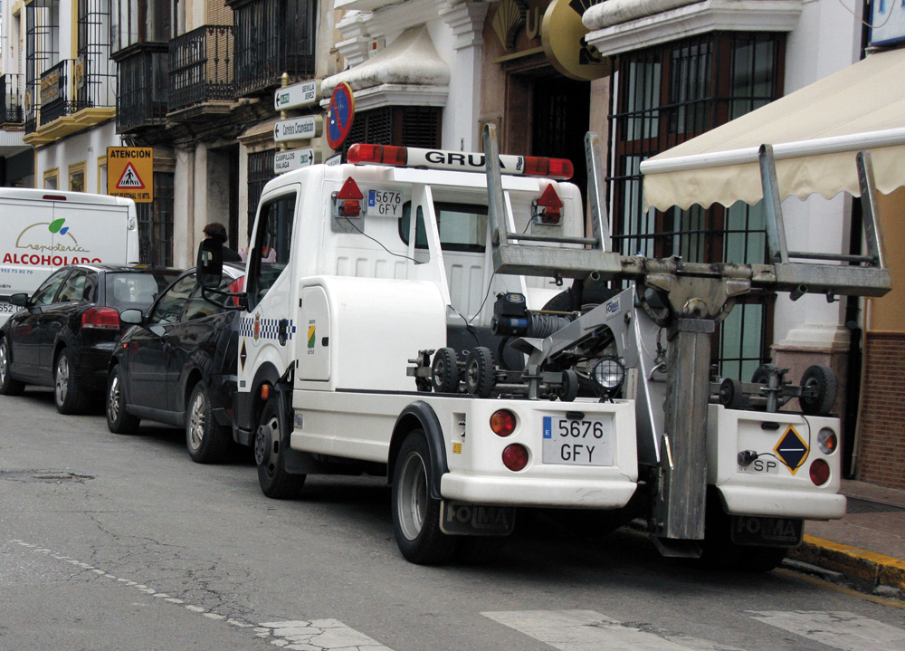 El anterior vehículo utilizado como grúa municipal y que ya no prestar servicio