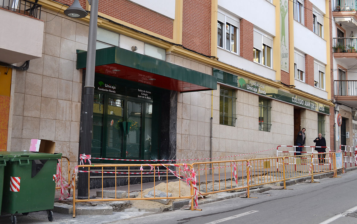 Obras en el colegio Juan de la Rosa.