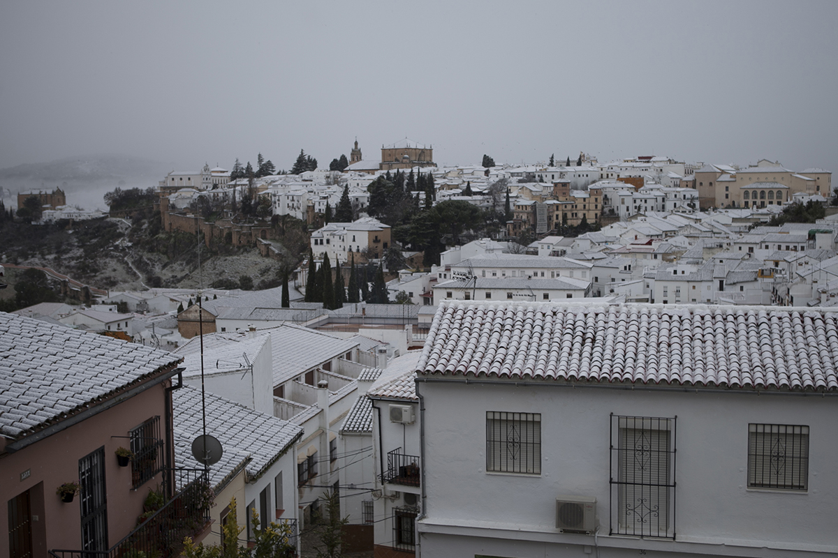 Imagen de Ronda cubierta por la nieve esta mañana.