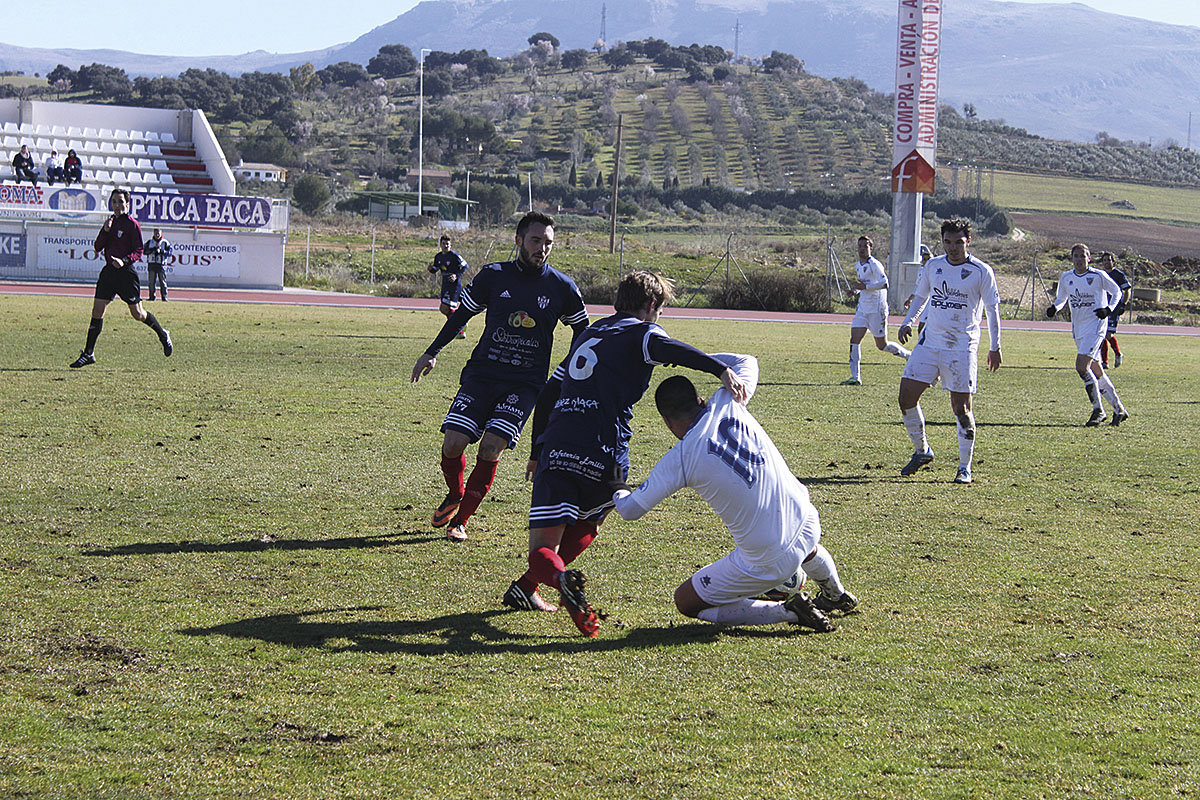 El CD Ronda encajó dos goles en su visita a Alhaurín