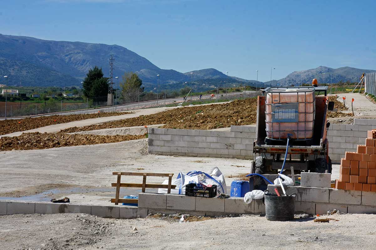 También se está construyendo una zona común que albergará varios servicios.