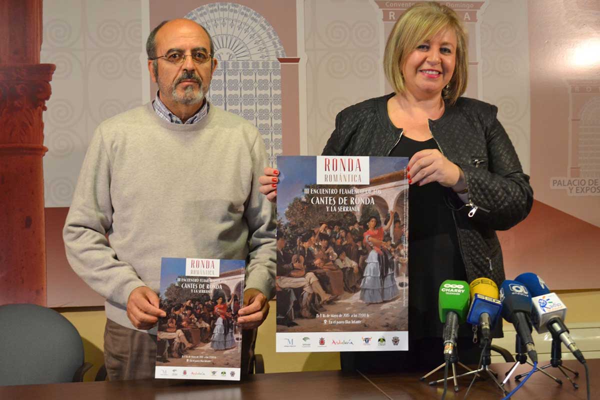 Isabel Barriga y Alfonso García, en la presentación de las actividades.