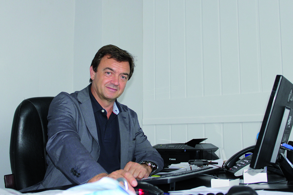 Antonio Cabello, el gerente cesado, se encuentra actualmente de baja por enfermedad.