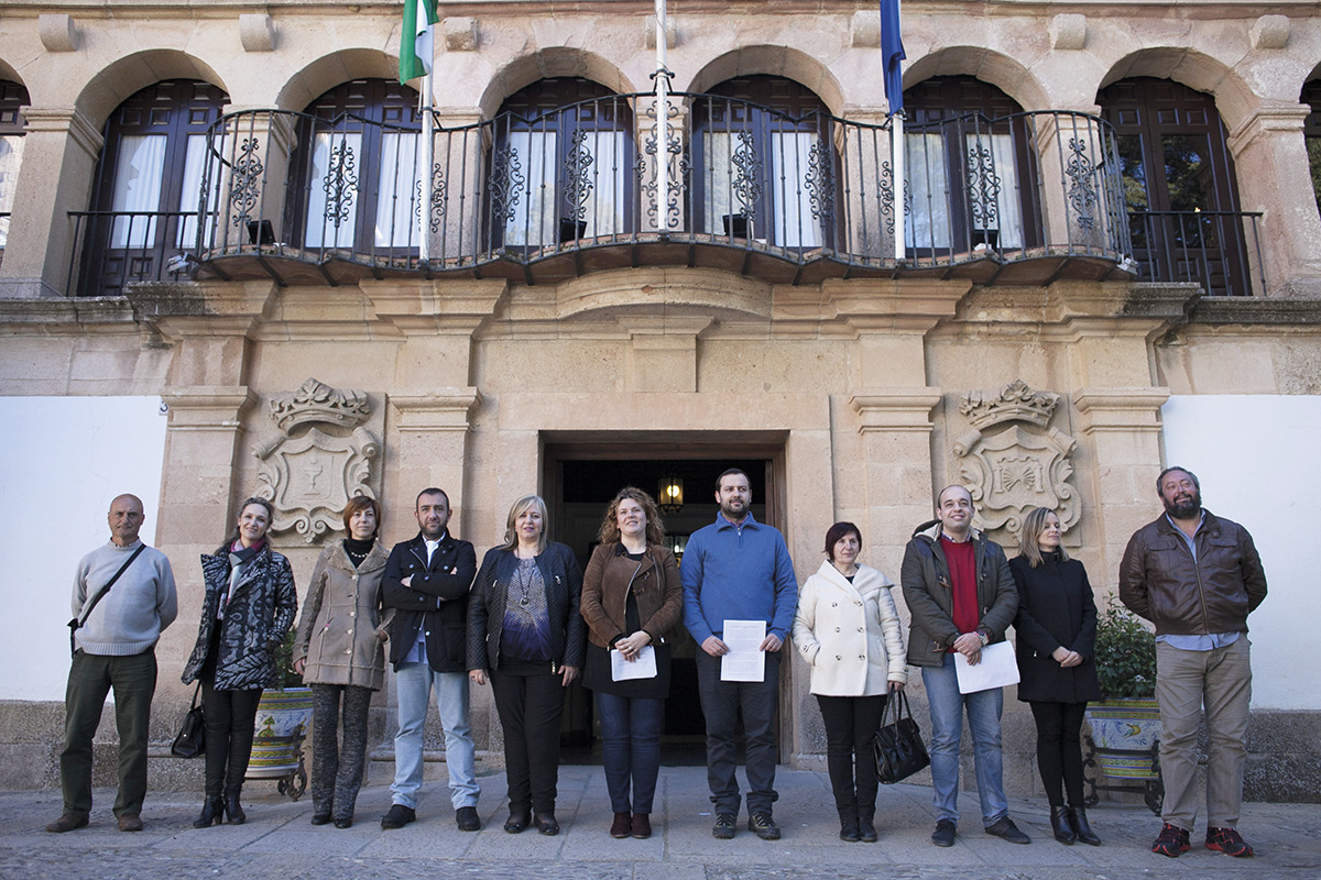 Imagen de archivo de los concejales del Tripartito el día que presentaron la moción de censura.