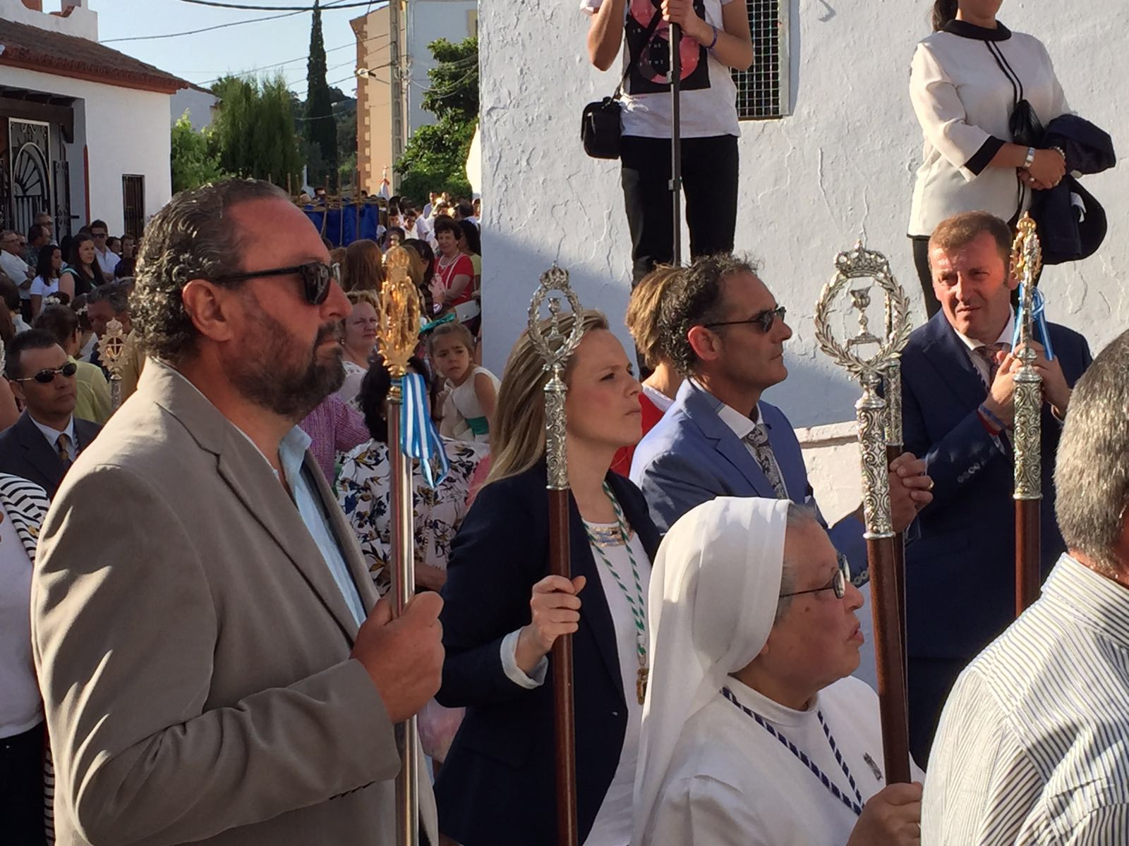 Desfile procesional en una de las pedanías.
