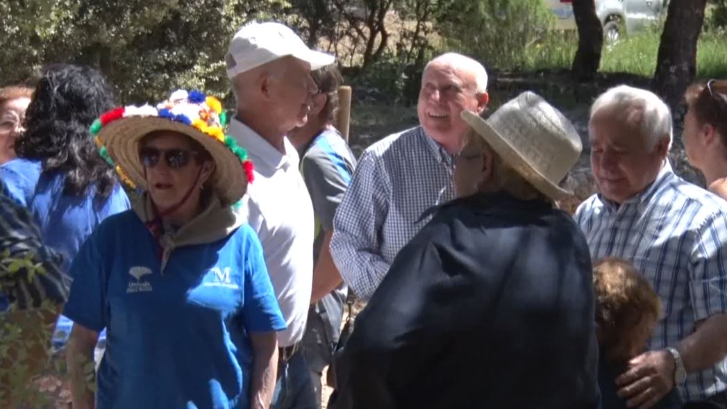 Los vecinos celebraron una jornada de convivencia junto a la Virgen.