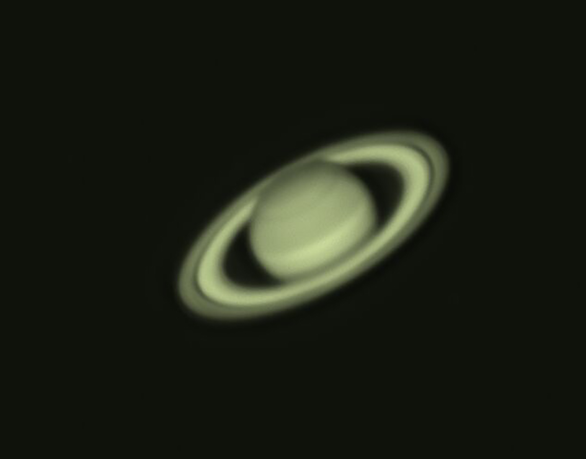 Saturno y sus anillos a través del telescopio. (R. Barragán).