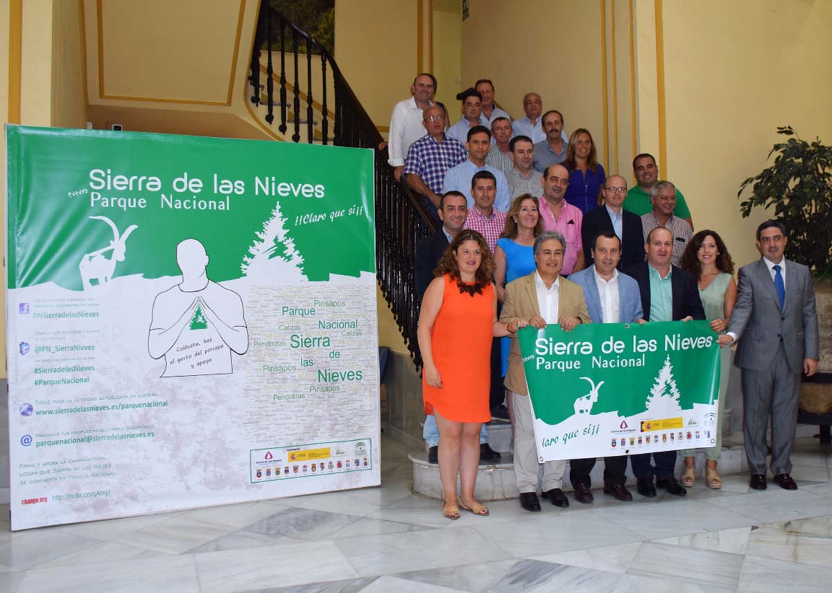 Los alcaldes del Parque Nacional en la presentación de la campaña del Parque Nacional.