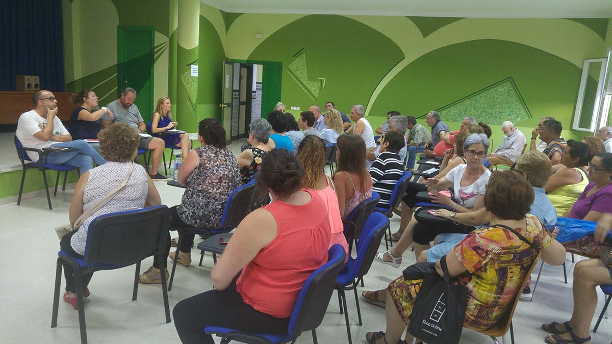 Un momento de la asamblea celebrada en el Centro Cívico.