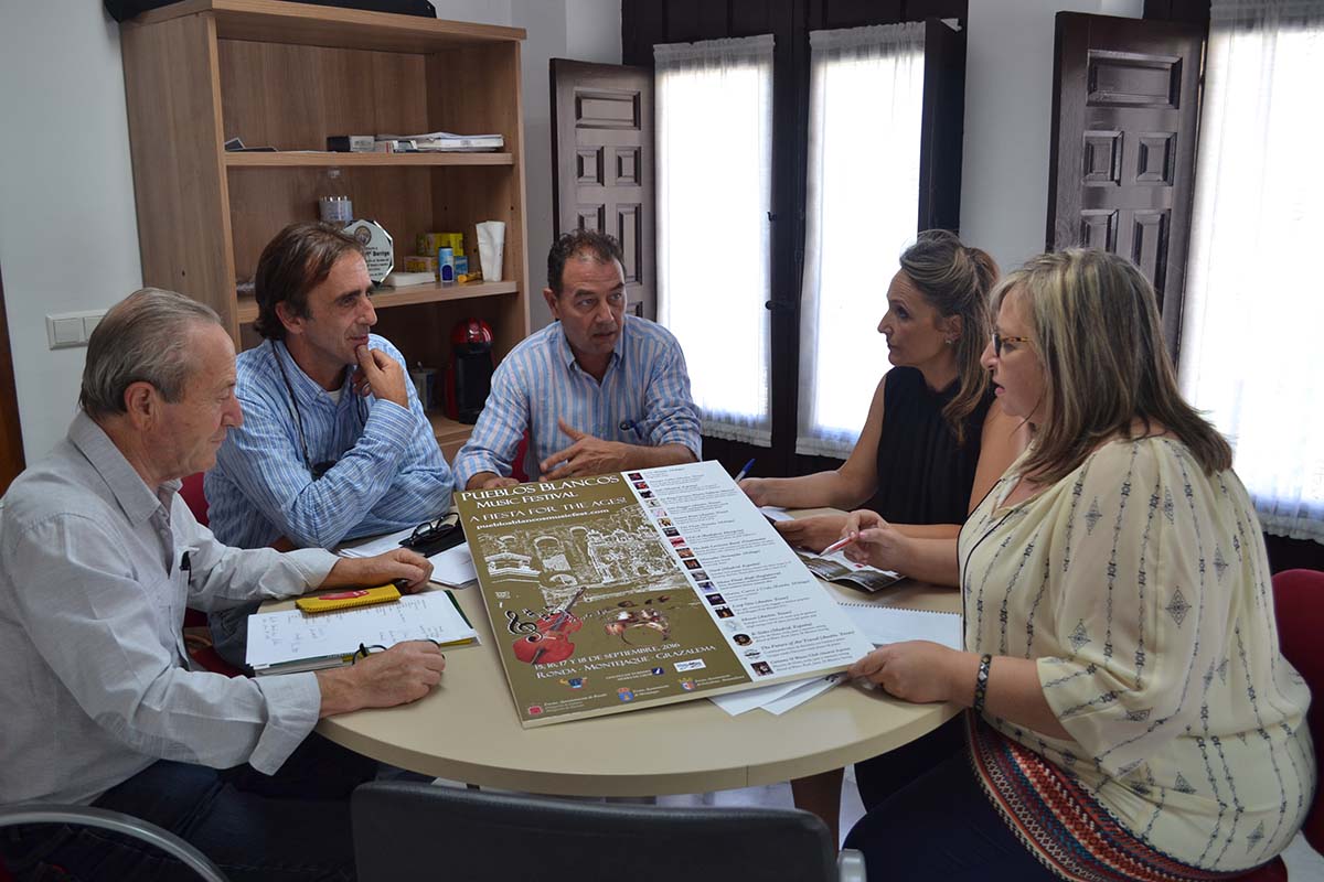 Reunión de preparación del Festival de Pueblos Blancos.