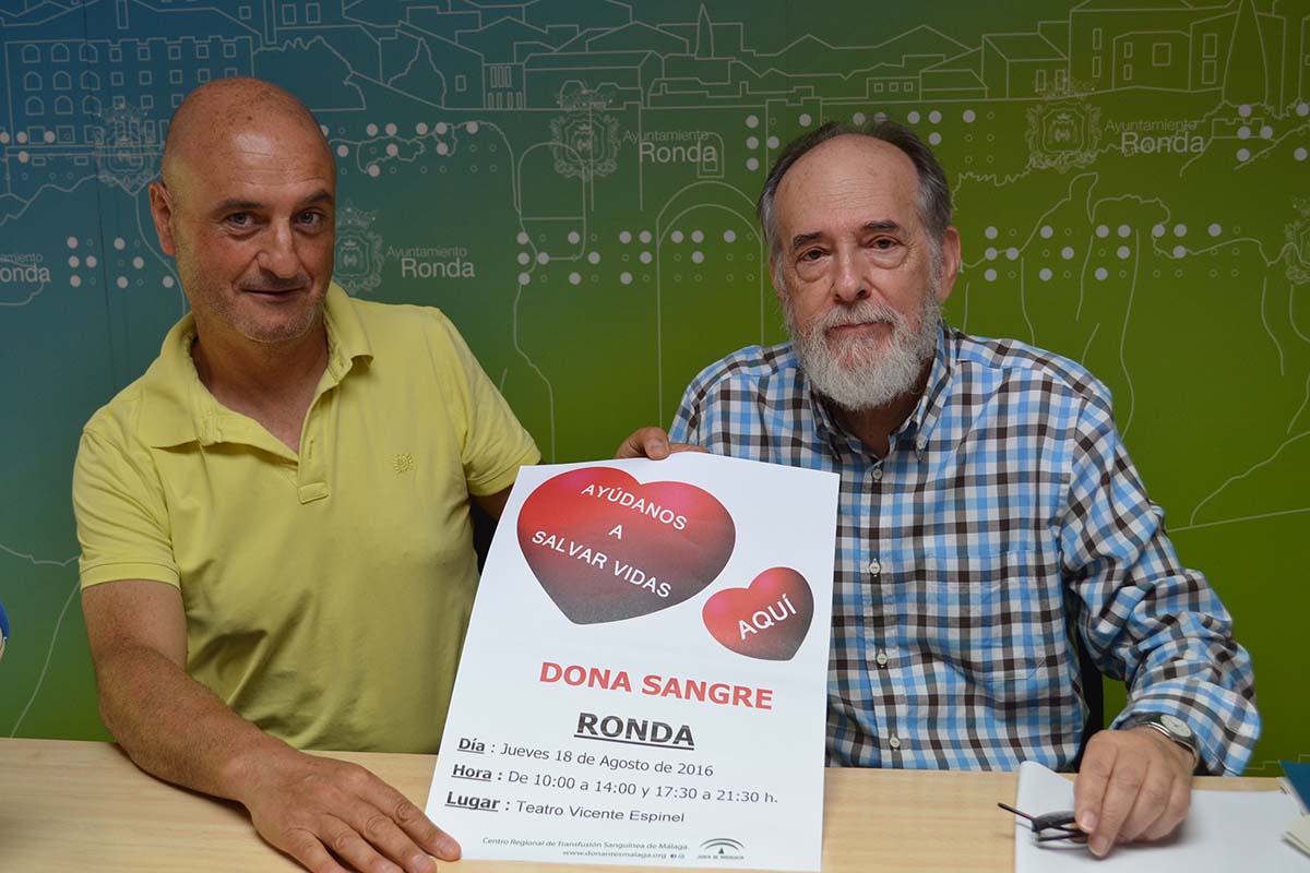 El concejal delegado de Salud y el presidente de Cruz Roja.