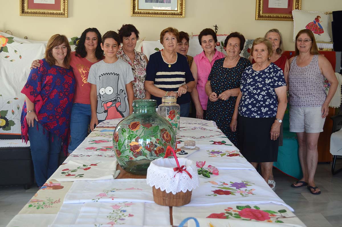 Las participantes en los talleres han presentado sus trabajos.