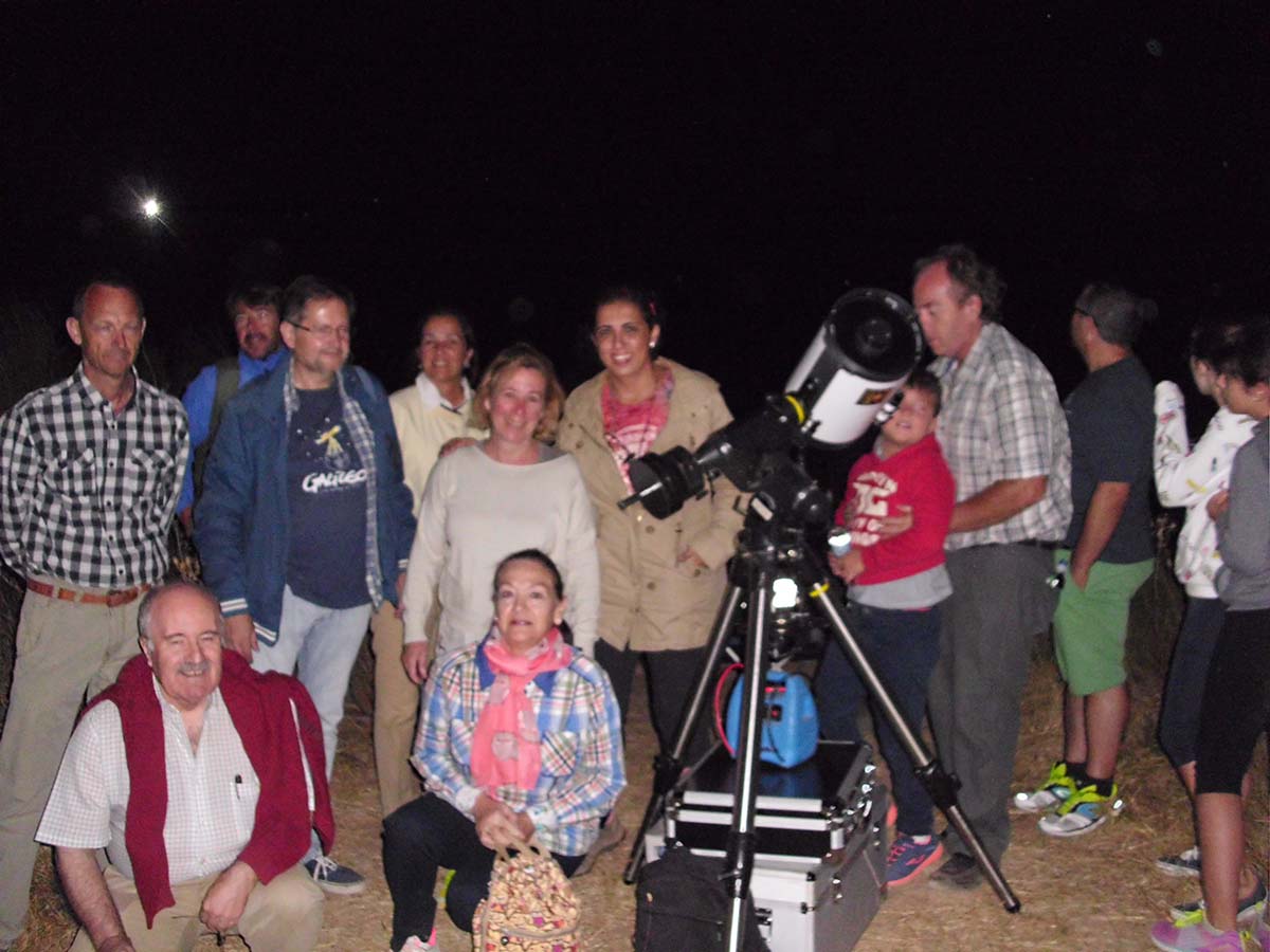 Miembros de las asociaciones astronómicas de Málaga y Ronda.