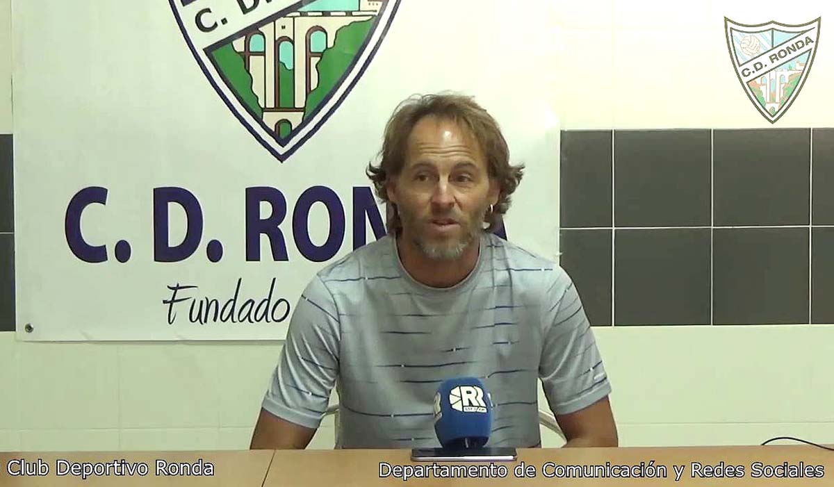 El entrenador ha presentado esta noche su dimisión.