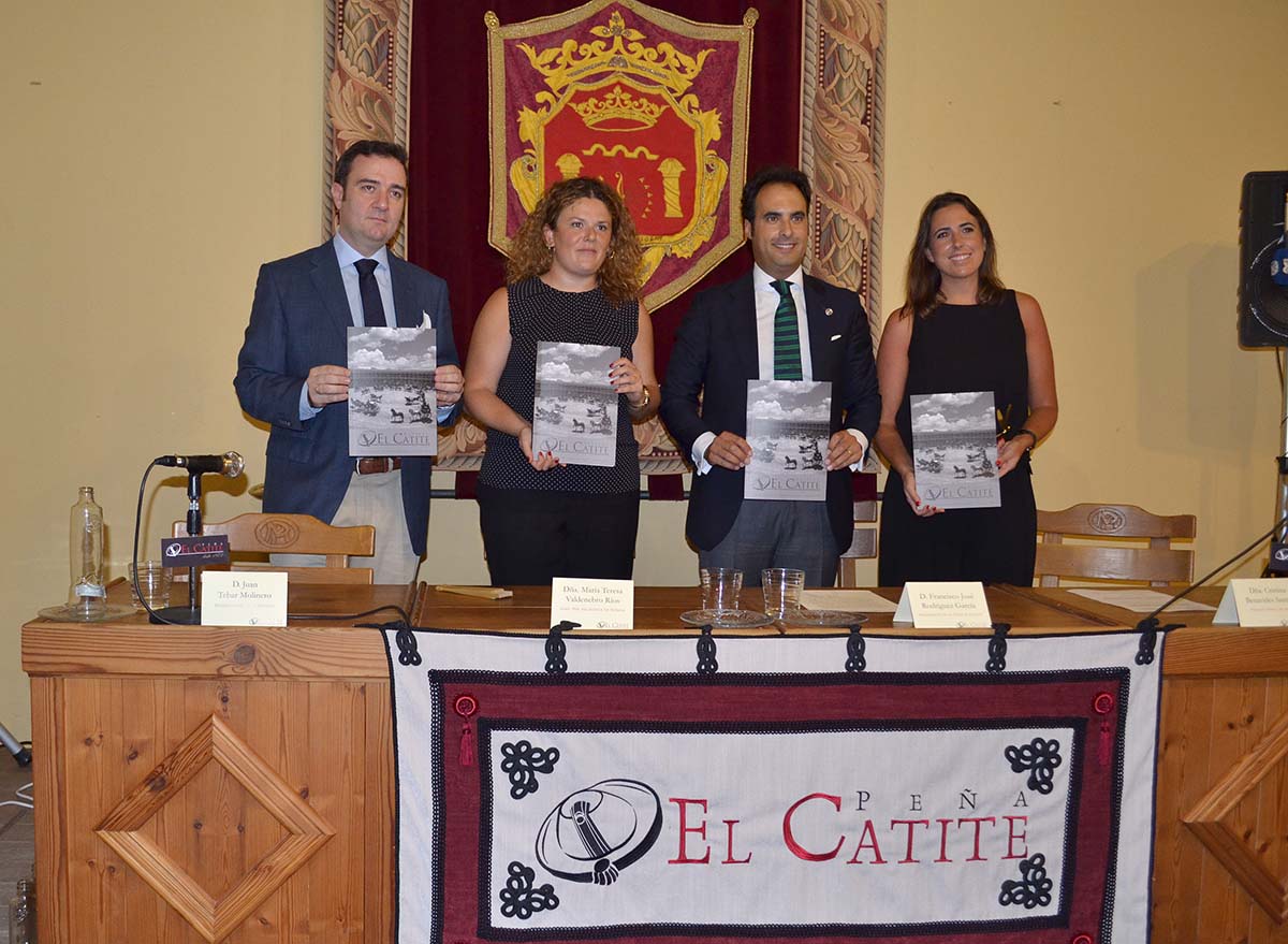 Presentación del número 8 de la revista de Feria de El Catite.