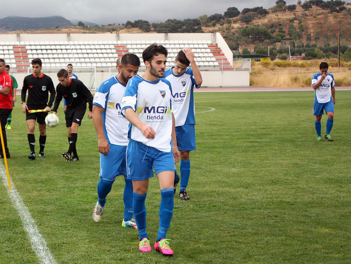 La concejal de Deportes le vuelve a decir al CD Ronda que no le paga la subvención que le debe hasta que presente más facturas