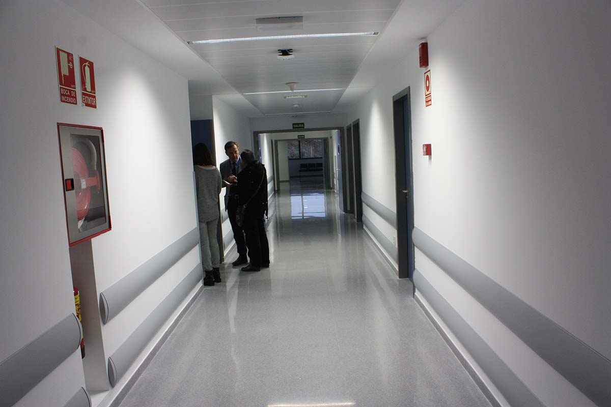 La presión asistencial ha bajado algo este miércoles en el Hospital de la Serranía.
