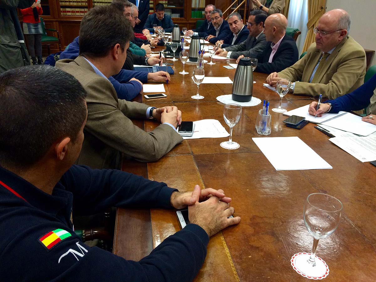 Reunión de los miembros de la comisión de coordinación de los daños causados por el temporal.
