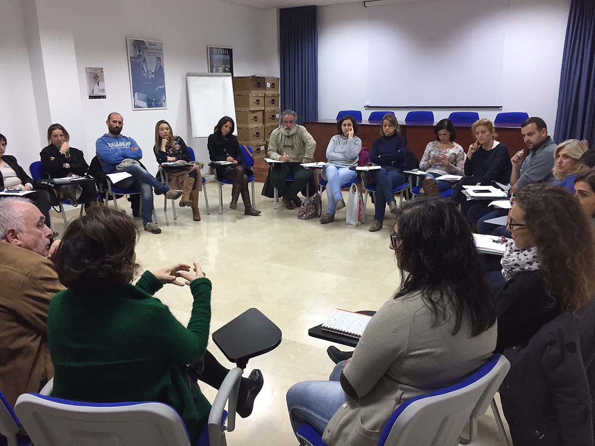 Reunión de la comisión específica creada para combatir el absentismo escolar.