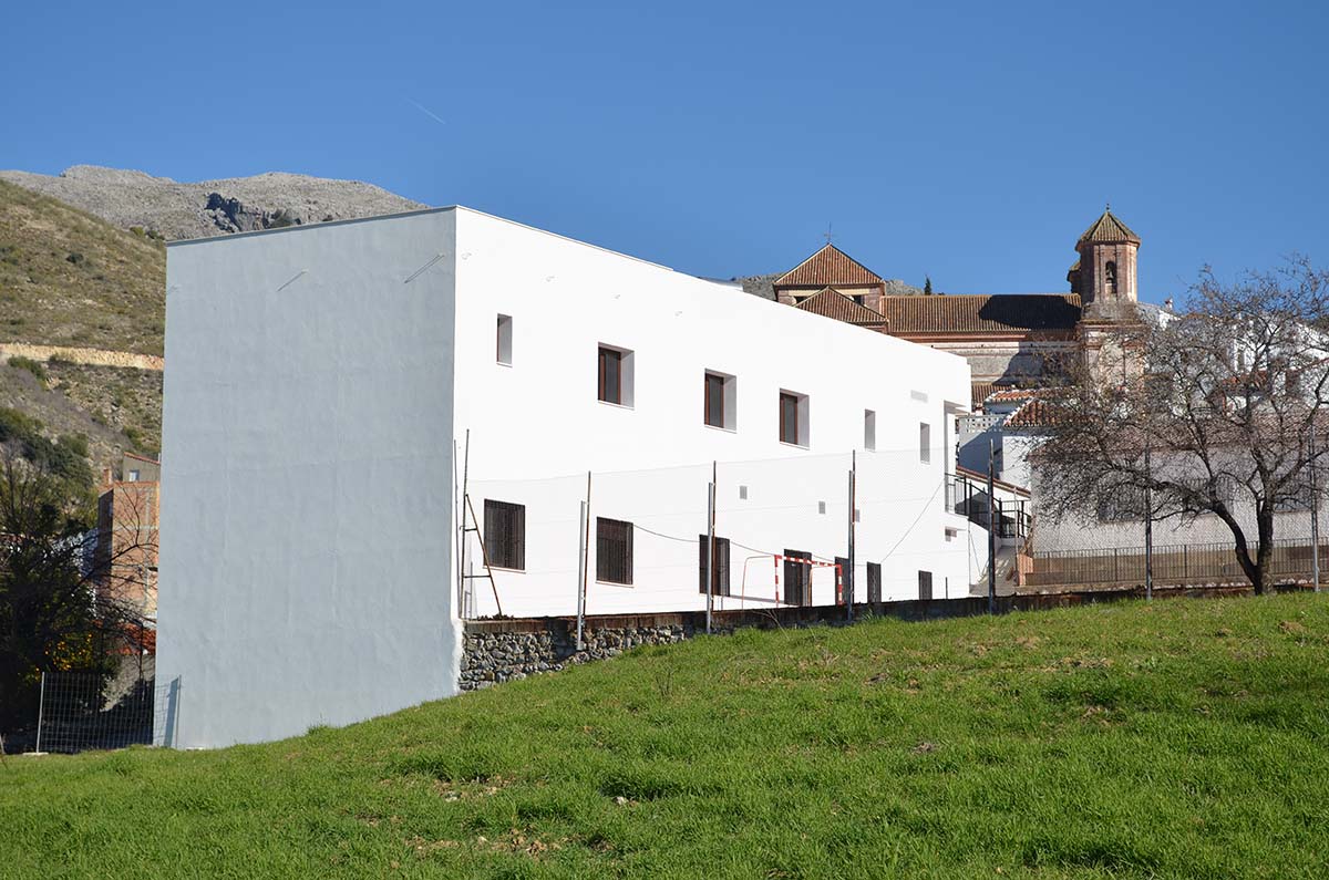 La vivienda social se situará en el edificio de usos múltiples.