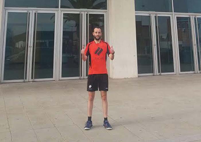 El jugador rondeño Fran Gil en Huelva.
