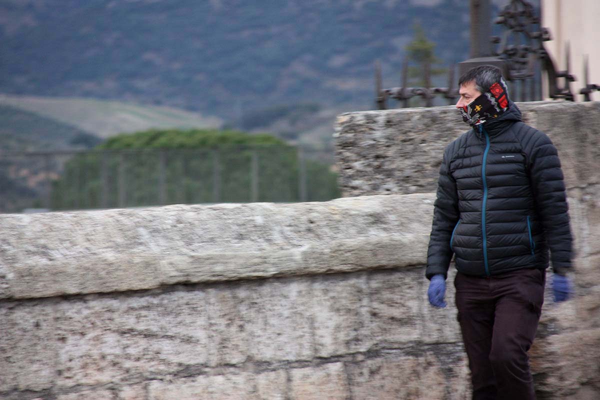 Se espera que este sábado sea un día desapacible por el viento y la lluvia.