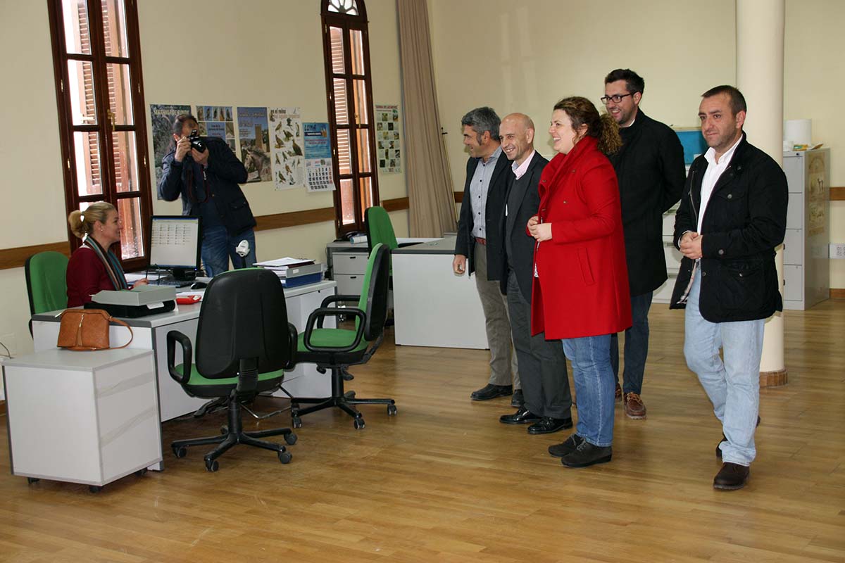 El delegado Territorial de Agricultura ha inaugurado las nuevas instalaciones.