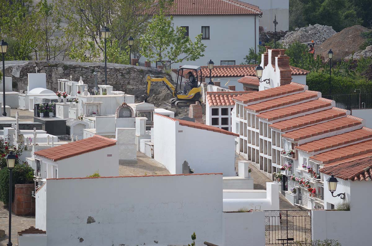 Las obras para la ampliación del cementerio ya han comenzado.
