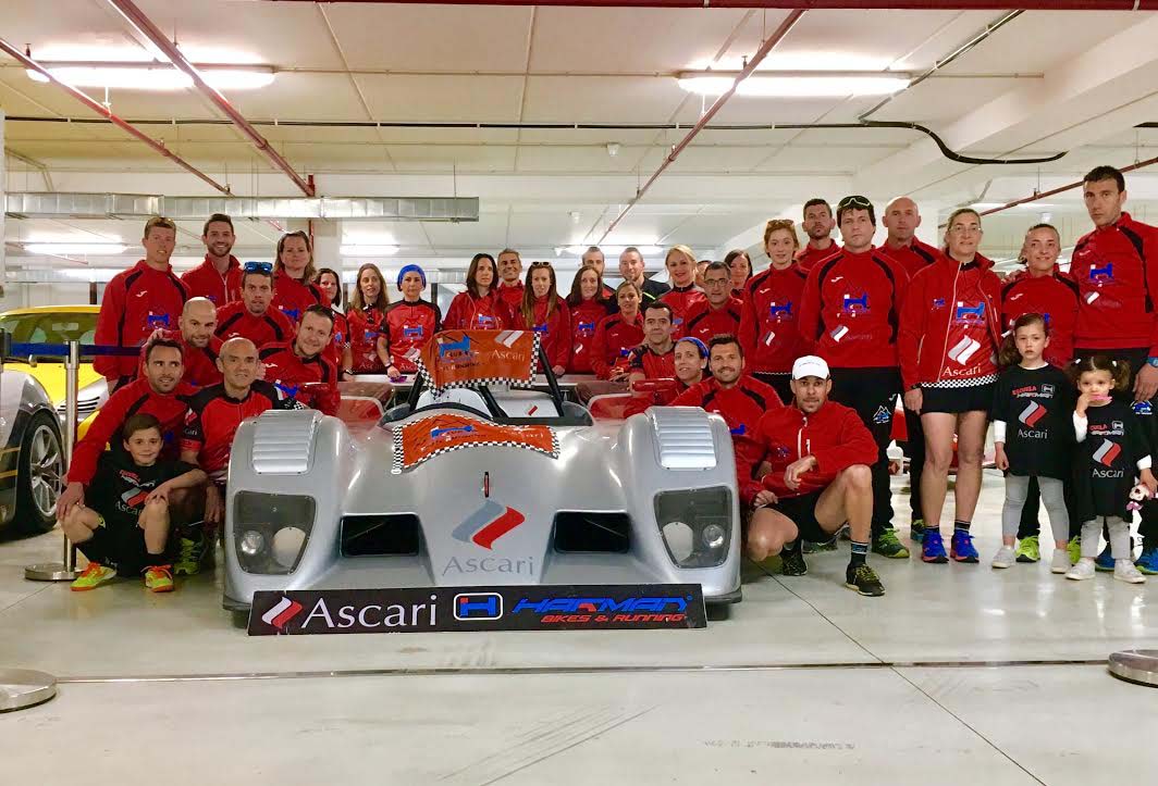 El Club Ascari-Harman Trail Running presenta su nueva temporada y la equipación de este año