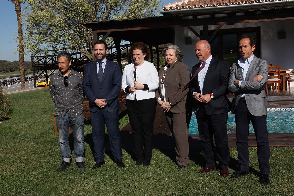 La presentación del proyecto turístico ha tenido lugar en las instalaciones de Ascari,
