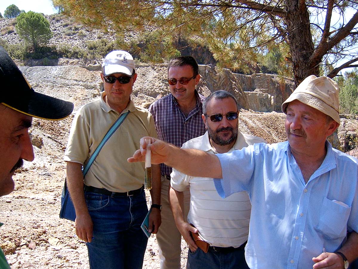 El desaparecido Andrés Castro,a la derecha de la imagen, junto a Juan Miguel López. Foto Antonio R. Acedo.