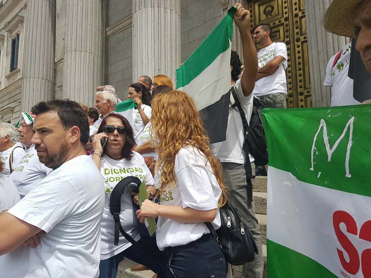 Alejando Serrato en una reciente protesta de Podemos en el Congreso.
