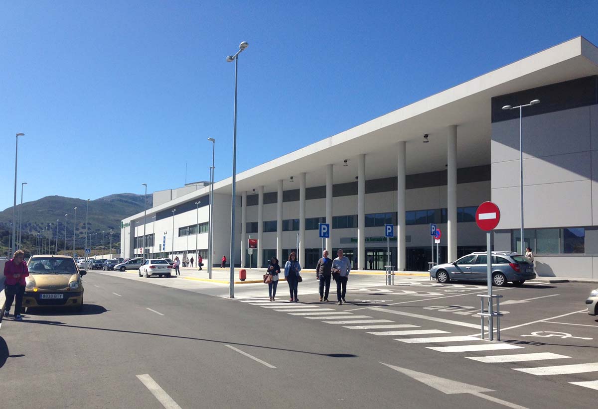 La Plataforma del Hospital alerta de que la Serranía no dispondrá de ningún oncólogo durante este verano