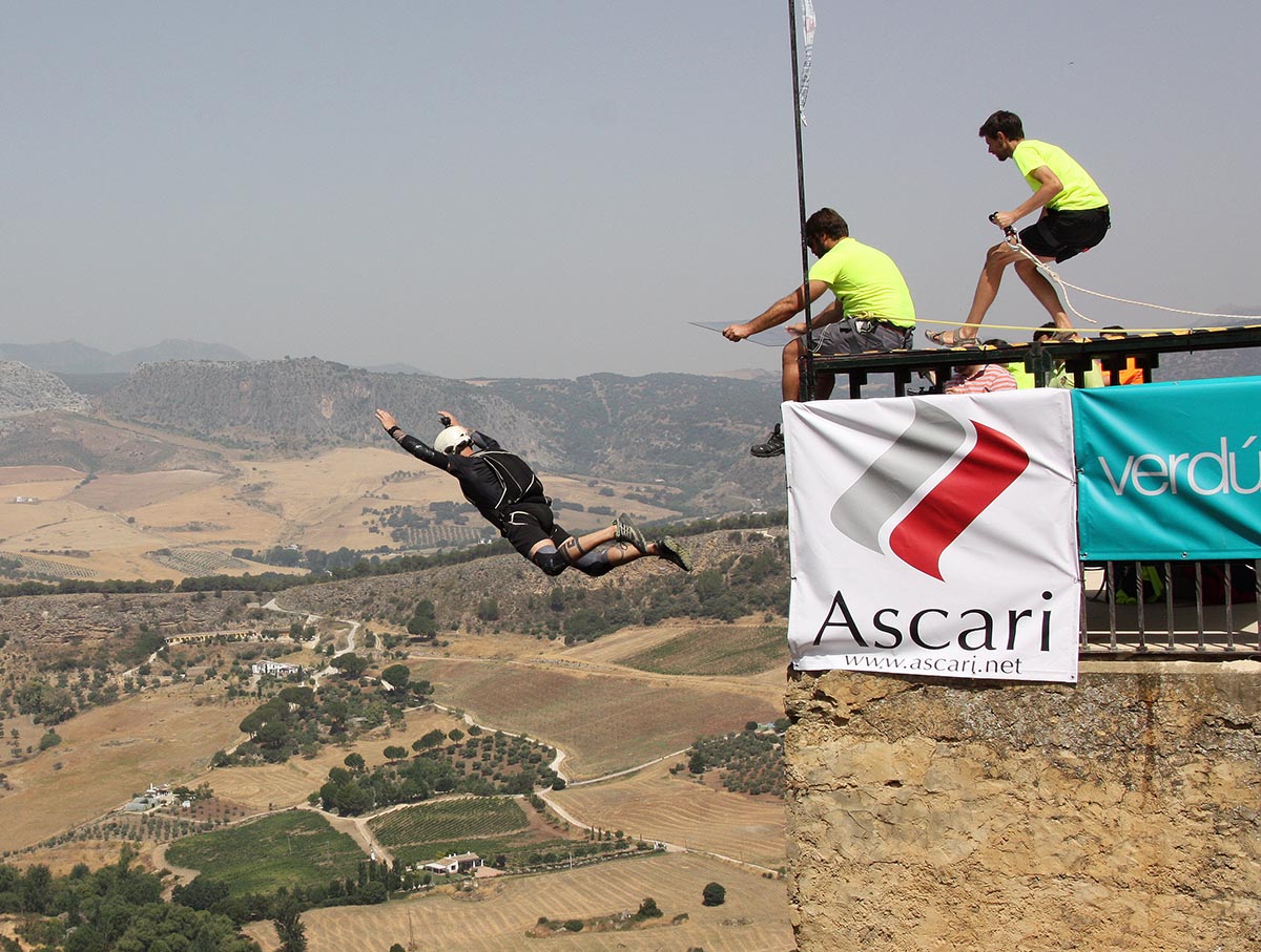 Esta es la tercera edición del campeonato de salto base que se desarrolla en Ronda.