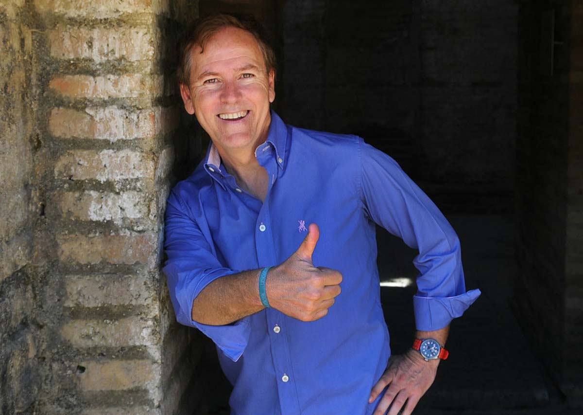 El periodista taurino Enrique Romero será el encargado de ofrecer el pregón de Feria de este año.