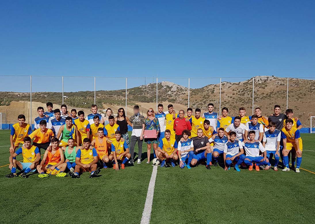 Cañete la Real dedica un homenaje al menor que se precipitó por el Tajo de Ronda y que se está recuperando de sus lesiones