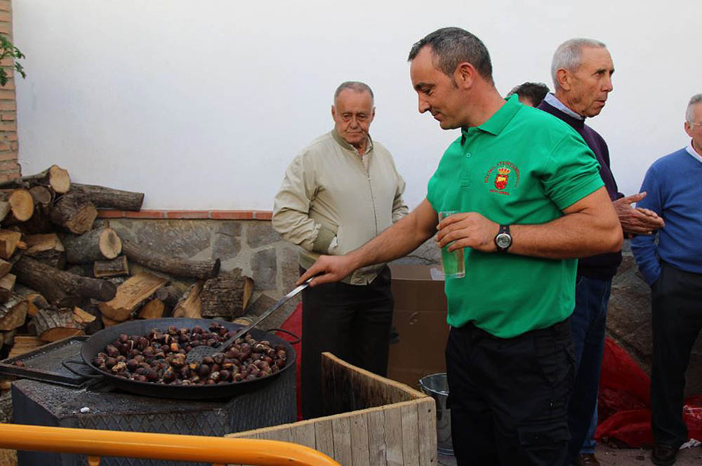 La Fiesta de la Castaña es uno de los eventos anuales más importantes del municipio de Pujerra.
