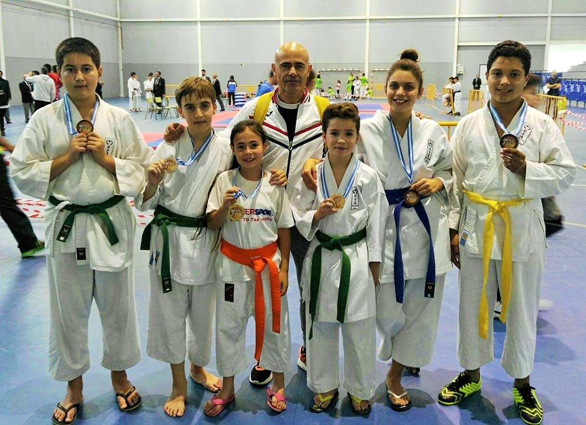 Los seis rondeños que obtuvieron podio en este campeonato.
