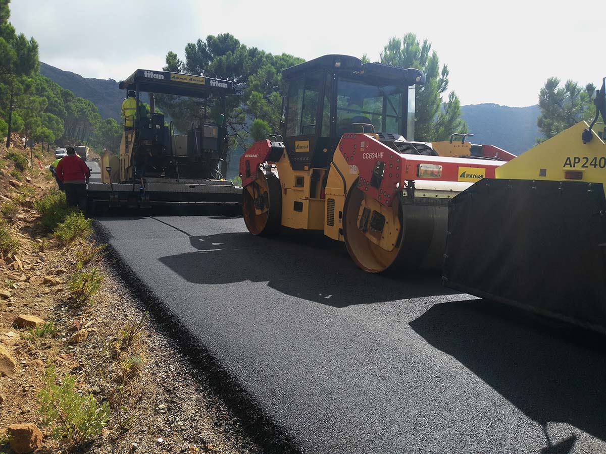 Los trabajos en esta vía que comunica la Costa con la Serranía están muy avanzados.