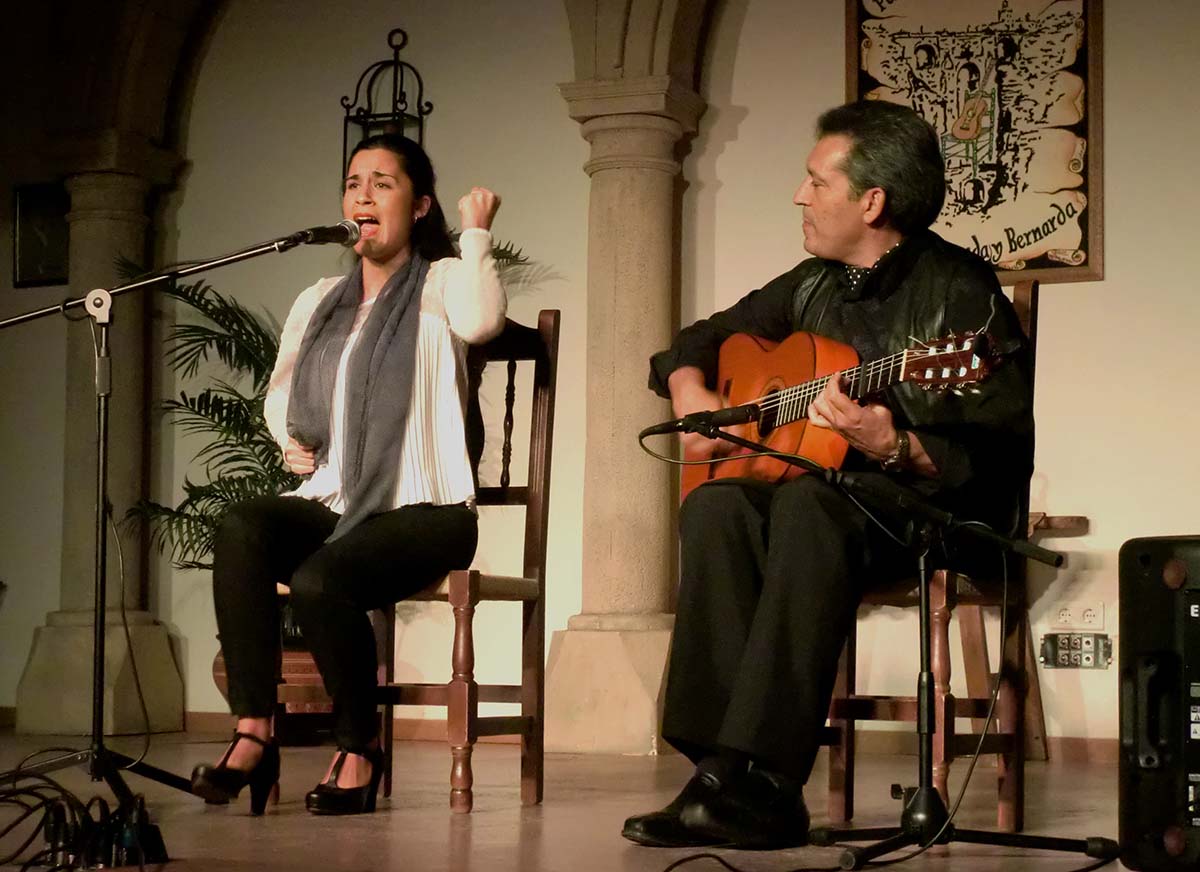 En la primera fase participaron cinco cantaoras.